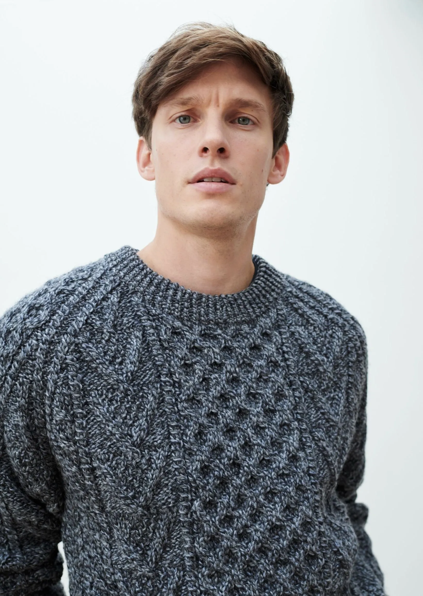 Aran Handknit Crew Neck Sweater | Silver