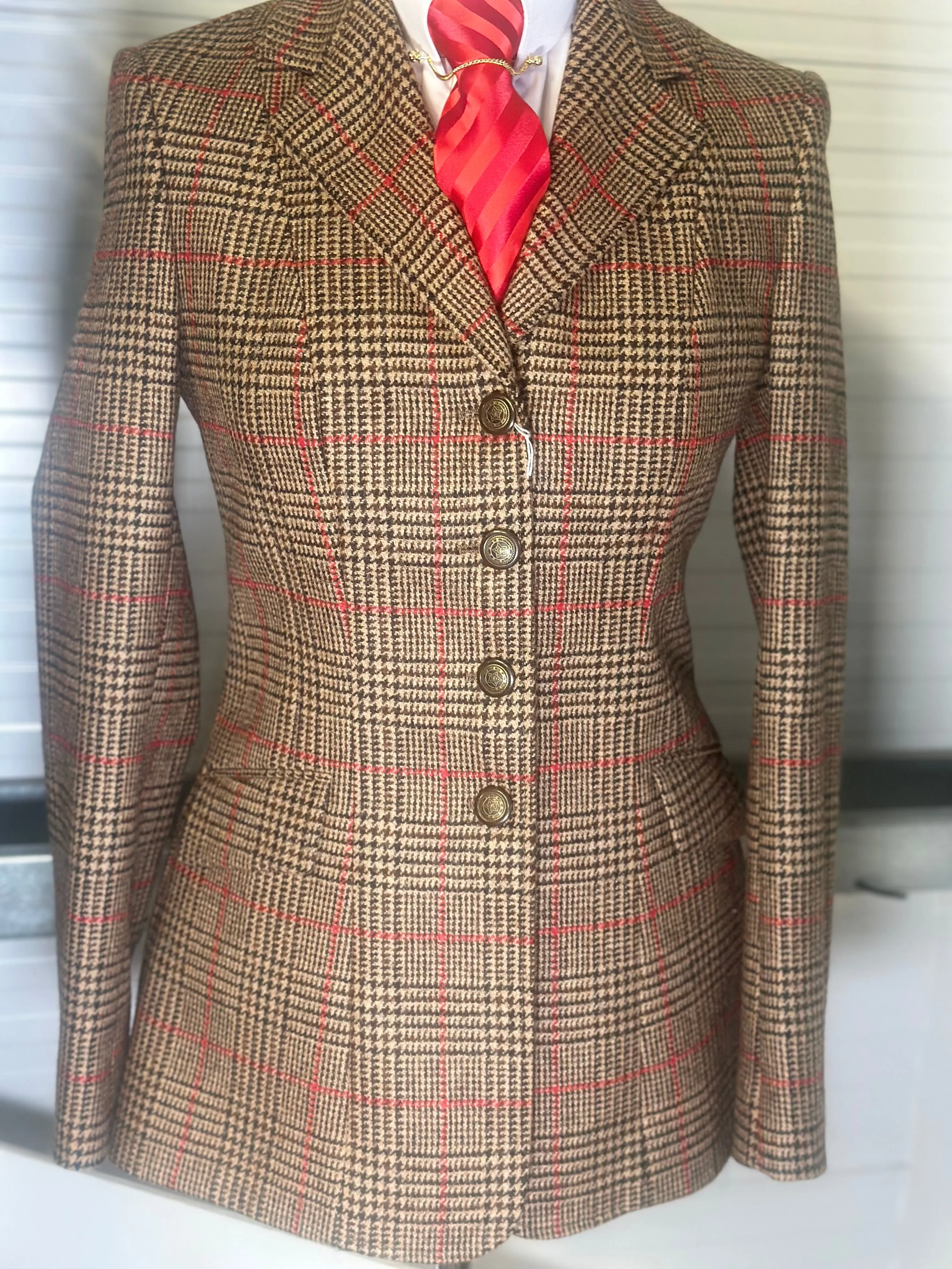 IN STOCK: UNIQUE BROWN TWEED PRINCESS CUT JACKET